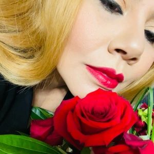 Meet your Posher, Sheylan